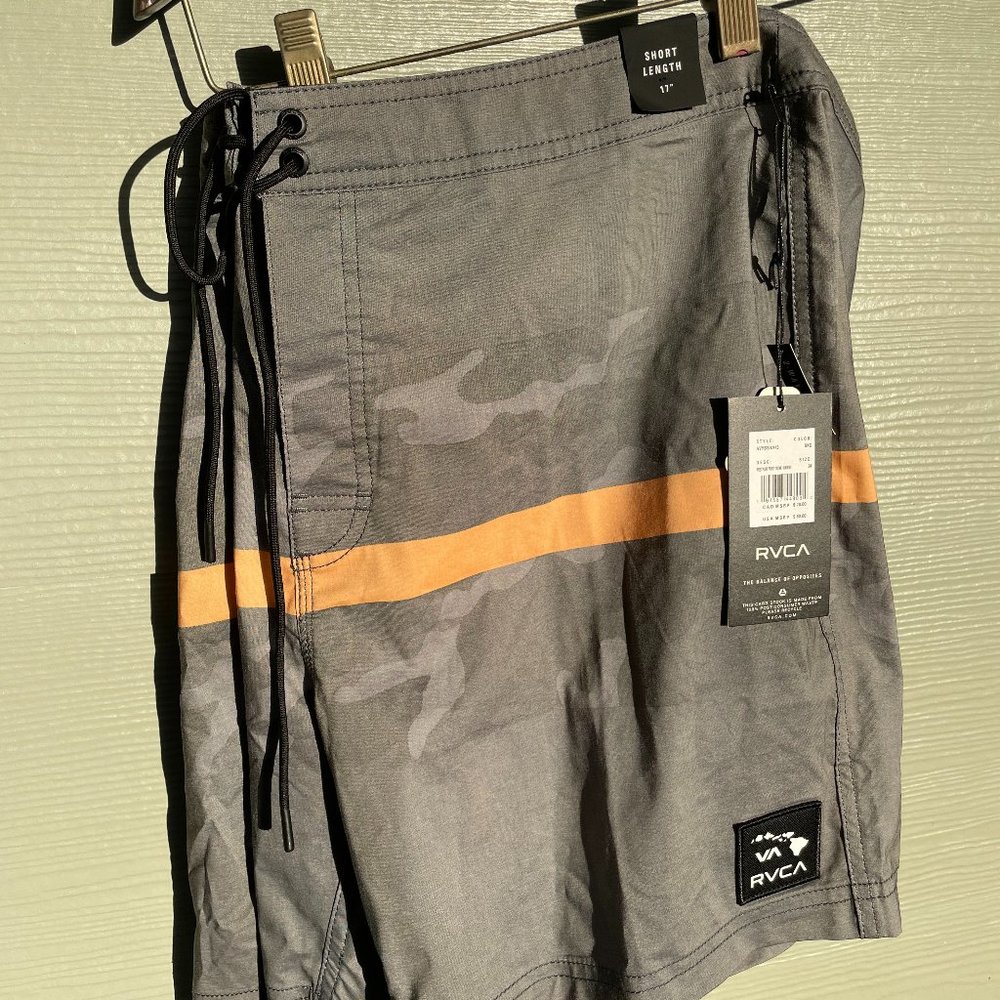 RCVA camo surf shorts (34) NWT